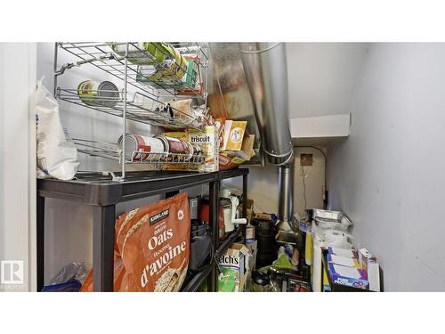 8911 83 Av Nw, Edmonton, AB - Indoor