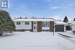 2620 DENISE AVENUE  Ottawa, ON K4B 1J8