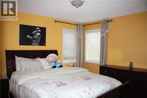 805 Panorama Hills Drive Nw, Calgary, AB - Indoor Photo Showing Bedroom