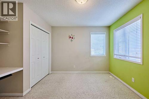 805 Panorama Hills Drive Nw, Calgary, AB - Indoor Photo Showing Other Room