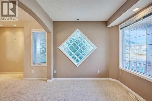 805 Panorama Hills Drive Nw, Calgary, AB - Indoor Photo Showing Other Room
