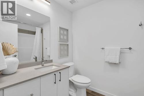 Second full bathroom - photos are of our showhome - 1057 Frost Road Unit# 317, Kelowna, BC - Indoor Photo Showing Bathroom