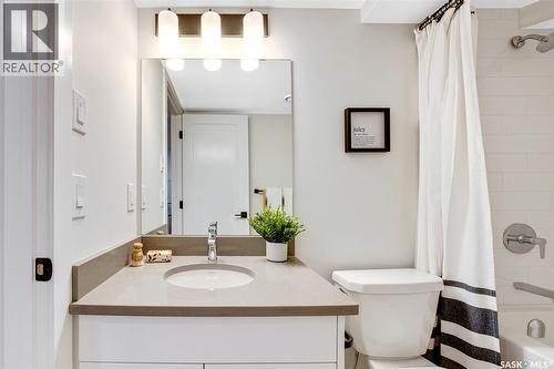 234 Leskiw Lane, Saskatoon, SK - Indoor Photo Showing Bathroom