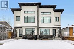 1613 40 Street SW  Calgary, AB T3C 1X1