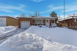 153 Lynnbrook Drive  Toronto, ON M1H 2N4