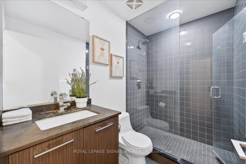 Lph06-9471 Yonge Street, Richmond Hill, ON - Indoor Photo Showing Bathroom