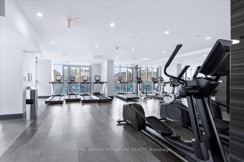Lph06-9471 Yonge Street, Richmond Hill, ON - Indoor Photo Showing Gym Room