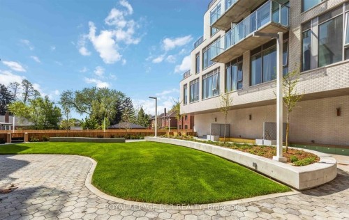 321-689 The Queensway N/A, Toronto, ON - Outdoor With Balcony