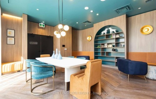 321-689 The Queensway N/A, Toronto, ON - Indoor Photo Showing Dining Room