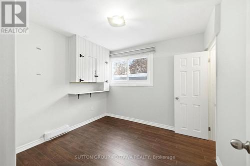 1654 Abbey Road, Ottawa, ON - Indoor Photo Showing Other Room