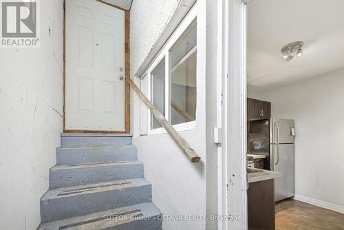 1654 Abbey Road, Ottawa, ON - Indoor Photo Showing Other Room