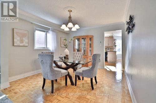 4576 Tribal Court, Mississauga, ON - Indoor Photo Showing Dining Room
