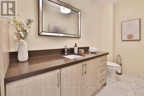 4576 Tribal Court, Mississauga, ON - Indoor Photo Showing Bathroom