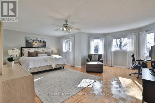 4576 Tribal Court, Mississauga, ON - Indoor Photo Showing Bedroom