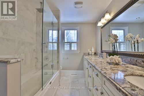 208 Mineola Road W, Mississauga, ON - Indoor Photo Showing Bathroom