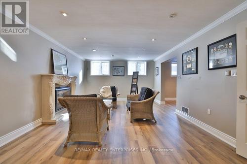 208 Mineola Road W, Mississauga, ON - Indoor Photo Showing Other Room