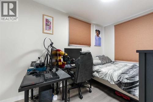 4608 70 Street Nw, Calgary, AB - Indoor Photo Showing Other Room