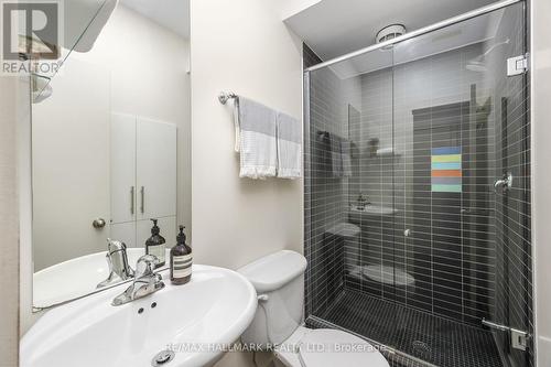 29B Beechwood Drive, Toronto, ON - Indoor Photo Showing Bathroom
