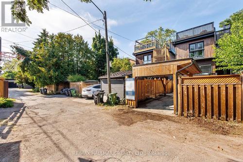 29B Beechwood Drive, Toronto, ON - Outdoor