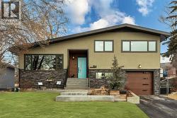 184 Cornwallis Drive NW  Calgary, AB T2K 1V2