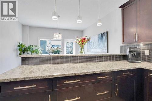 1511 Wentworth Villas Sw, Calgary, AB - Indoor Photo Showing Kitchen