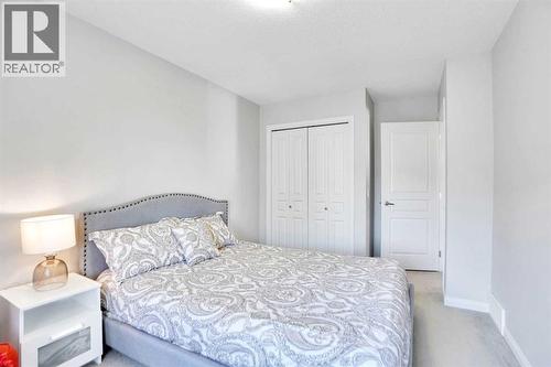 1511 Wentworth Villas Sw, Calgary, AB - Indoor Photo Showing Bedroom