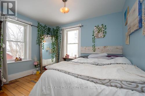 1665 Dranoel Road, Cavan Monaghan (Cavan Twp), ON - Indoor Photo Showing Bedroom