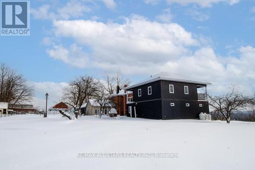 1665 Dranoel Road, Cavan Monaghan (Cavan Twp), ON - Outdoor