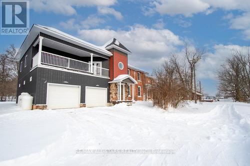 1665 Dranoel Road, Cavan Monaghan (Cavan Twp), ON - Outdoor