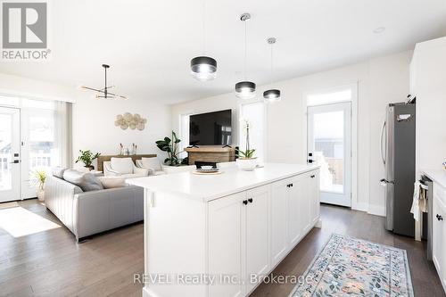 Perfect space for entertaining! - 1 Princeton Common Street, St. Catharines (Lakeport), ON 
