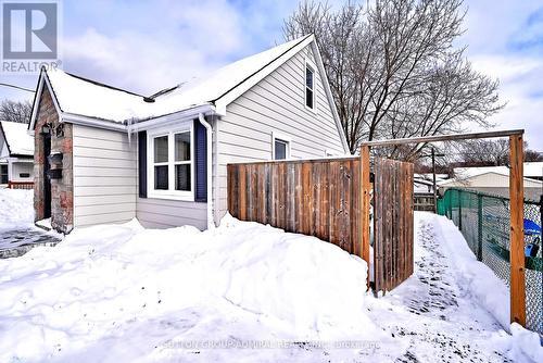 145 Ninth Avenue, Kitchener, ON - Outdoor