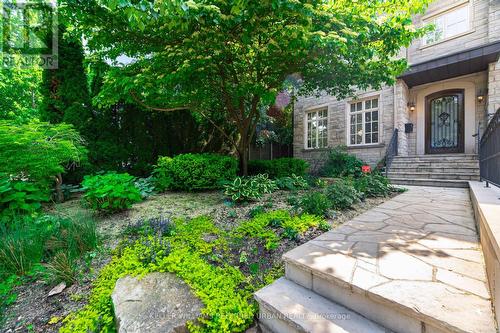 290 Russell Hill Road, Toronto, ON - Outdoor