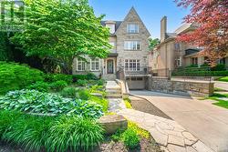 290 RUSSELL HILL ROAD Toronto, ON M4V 2T6