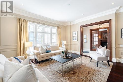 290 Russell Hill Road, Toronto, ON - Indoor Photo Showing Living Room