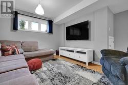 Huge windows allows lots of natural light - 