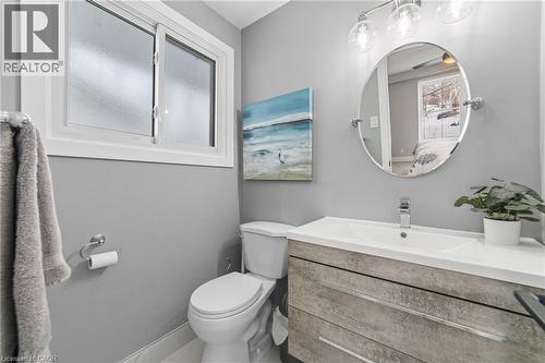 488 Wicklow Road, Burlington, ON - Indoor Photo Showing Bathroom