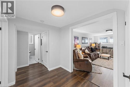 488 Wicklow Road, Burlington, ON - Indoor