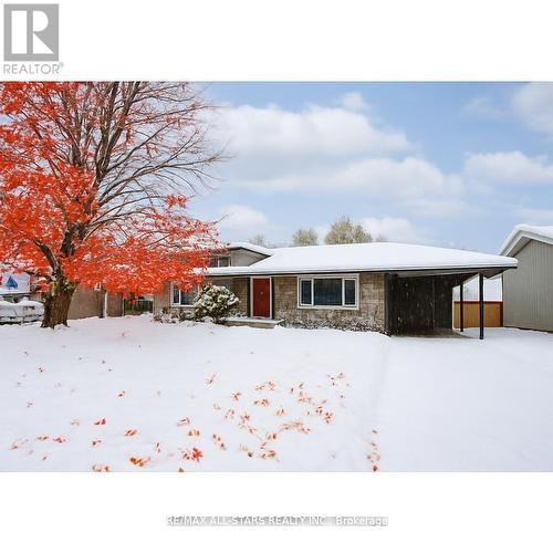 112 ADELAIDE STREET N  Kawartha Lakes (Lindsay), ON K9V 4L9