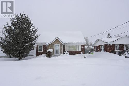 86 Harten DR  Sault Ste. Marie, ON P6A 3N2