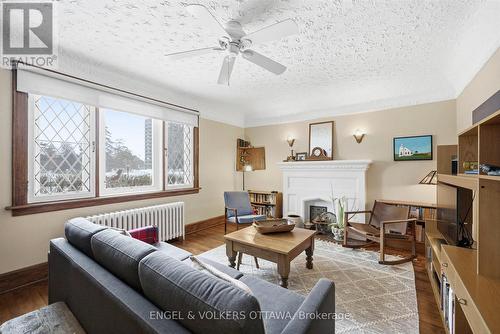 407 Echo Drive, Ottawa, ON - Indoor Photo Showing Living Room With Fireplace