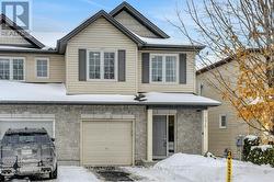 376 HORSESHOE CRESCENT  Ottawa, ON K2S 0B5