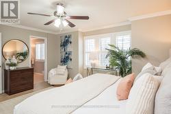 Access to ensuite bath and walk in closet - 