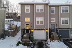 86 Wakefield Court  Middle Sackville, NS B4E 0H1