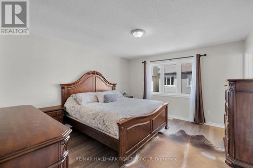 229 Meadowbreeze Drive, Ottawa, ON - Indoor Photo Showing Bedroom