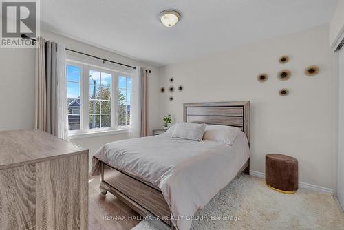229 Meadowbreeze Drive, Ottawa, ON - Indoor Photo Showing Bedroom