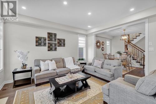 229 Meadowbreeze Drive, Ottawa, ON - Indoor Photo Showing Living Room