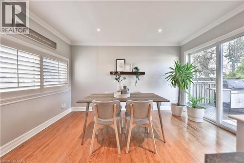 886 Whitney Drive, Mississauga, ON - Indoor Photo Showing Dining Room