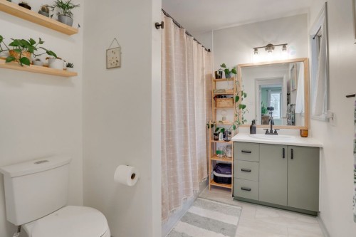 Salle de bains - 209 Rue Madaire, Gatineau (Aylmer), QC - Indoor Photo Showing Bathroom