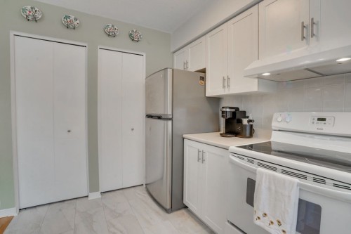 Cuisine - 209 Rue Madaire, Gatineau (Aylmer), QC - Indoor Photo Showing Kitchen