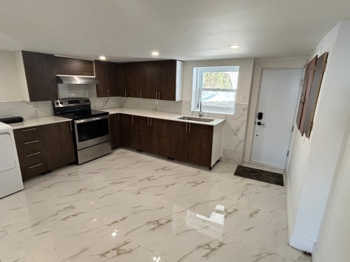 Interior - 4704A Av. Pierre-De Coubertin, Montréal (Mercier/Hochelaga-Maisonneuve), QC - Indoor Photo Showing Kitchen